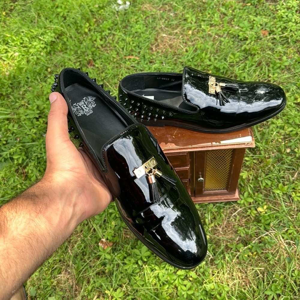 Men’s Royal shoes sz 12